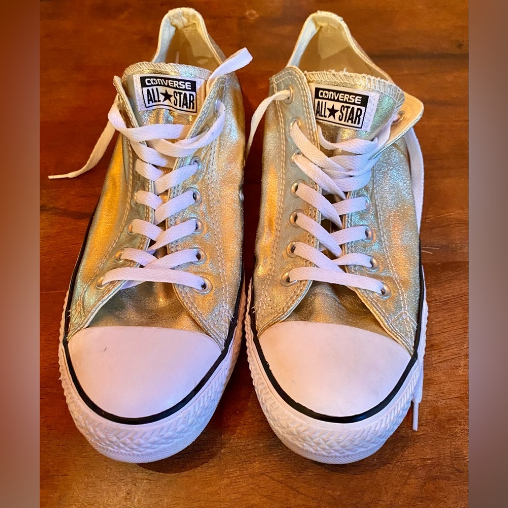 ⭐️CONVERSE METALLIC GOLD CTAS OX LOW TOP SNEAKER⭐️